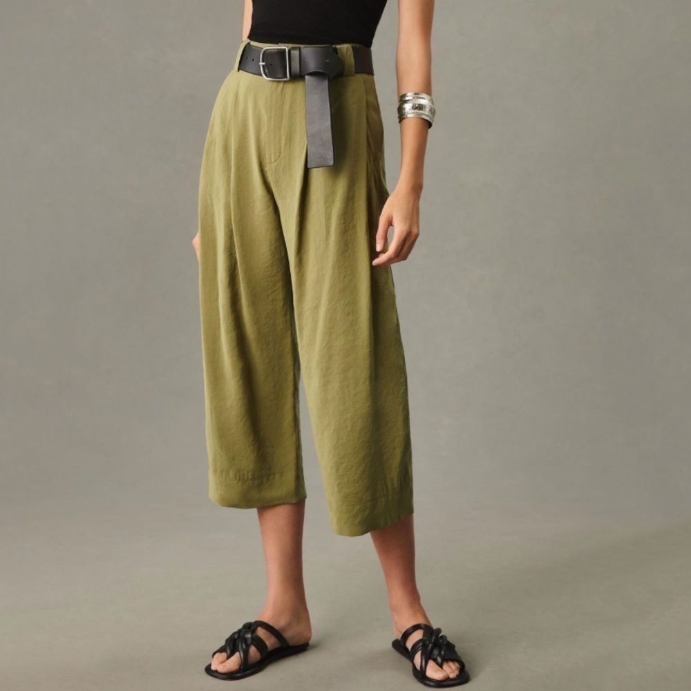 NWT Anthropologie Cropped Pleated Trousers Pants Green